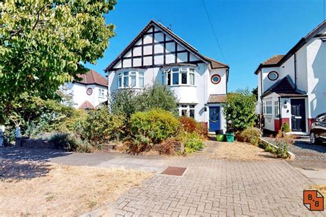 3 Bed Semi Detached House For Sale In Cherry Tree Walk West Wickham