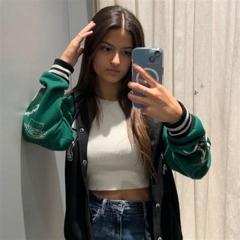 𝐤𝐫𝐢 Kristiananikolla On Threads