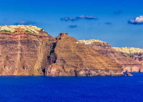 7 Best Santorini Boat Tours Updated For 2021