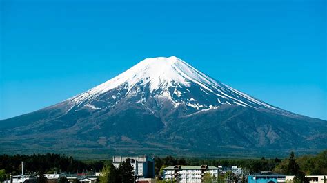 Recorde Mt Fuji fica sem neve pelo maior período em 130 anos