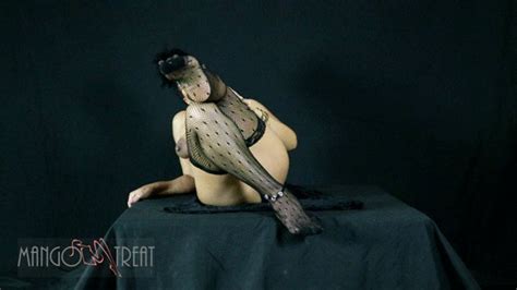 Hairy MILF F Dildo MangoTreat Clips Sale