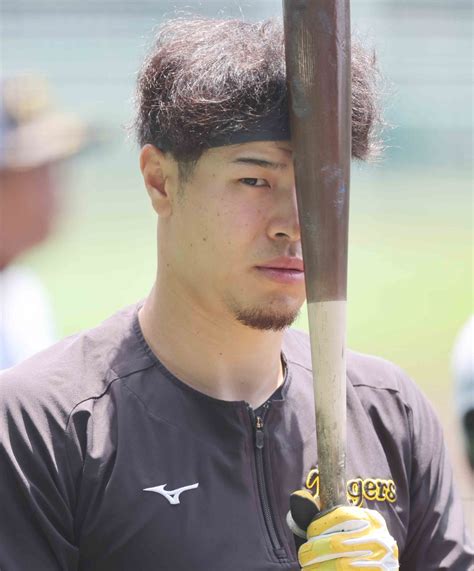 スポニチtigersフォト On Twitter チラリ 佐藤輝明