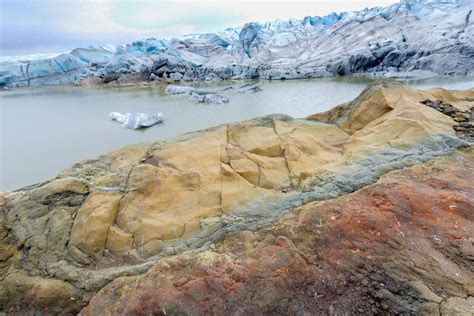 Fláajökull og berg | Visit South Iceland