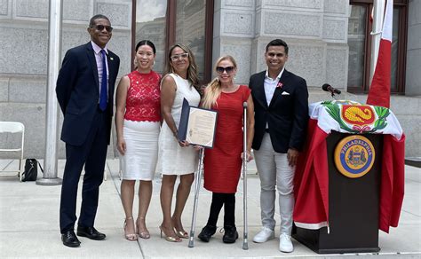 Proclamación del 28 De Julio Día de La Independencia Del Perú