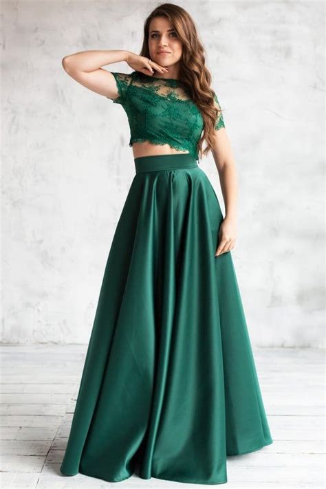 Elegant Formal Emerald Satin Full Skirt Circle Skirt Maxi Etsy In 2021 Sparkly