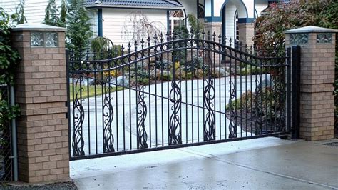 Simple Gate Design For Small House 15 Best Front Gate Ideas Simple