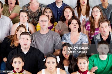 Surprised Crowd Reaction Photos and Premium High Res Pictures - Getty ...