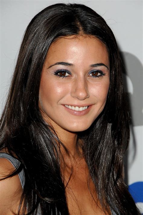 Emmanuelle Chriqui Biografía películas series fotos vídeos y