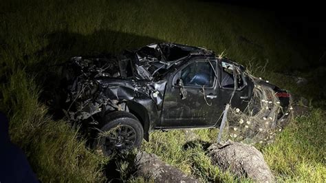 Motorista Perde Controle De Camionete Despenca De 50 Metros E Morre Na