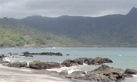 Foto Pantai Terindah Di Trenggalek Pasir Putih Bagus Matob Bisnis