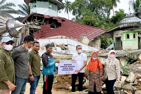 BNI Kirimkan Bantuan Kemanusiaan Untuk Korban Gempa Sumbar ANTARA News