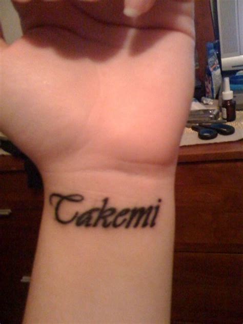 35 Graceful Name Tattoos For Your Wrist Wrist Tattoo Pictures