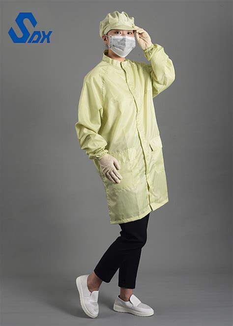 ESD Cleanroom Antistatic Garment Coveralls Clothes China Antistatic