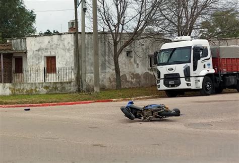 Diario Pampero Grave Accidente En Eduardo Castex Motociclista Con