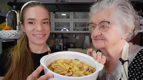 Kako napraviti NAJBOLJI PILEĆI PAPRIKAŠ SA DOMAĆIM REZANCIMA Baka uči