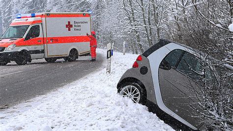 Plötzlicher Wintereinbruch sorgt für Unfälle in Bayern Abendzeitung