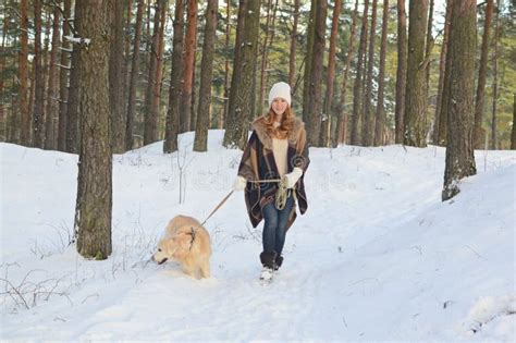 Pretty Young Woman Walking with Her Dog Stock Photo - Image of lifestyle, health: 81861554