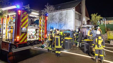 Vogelsberg Anbau in Vollbrand Feuerwehr verhindert Übergreifen der