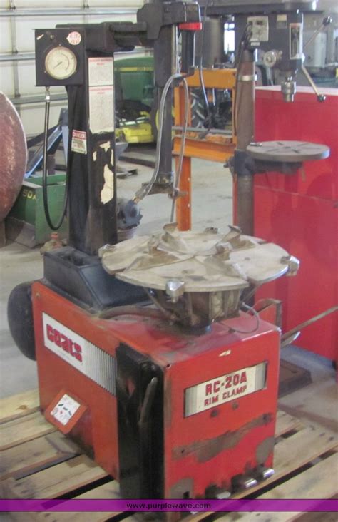 Coats Rc A Rim Clamp Tire Machine In Cunningham Ks Item Sold