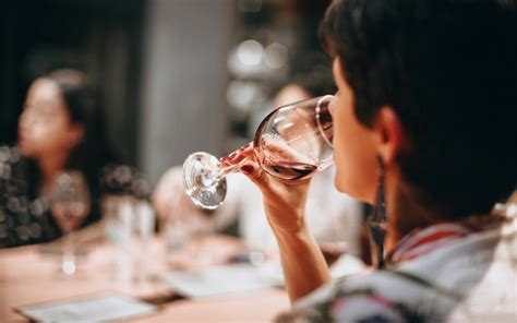 How To Taste Wine And Develop Your Palate Cult Wines