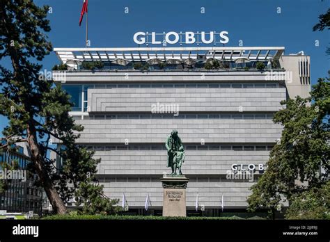 Globus switzerland hi-res stock photography and images - Alamy