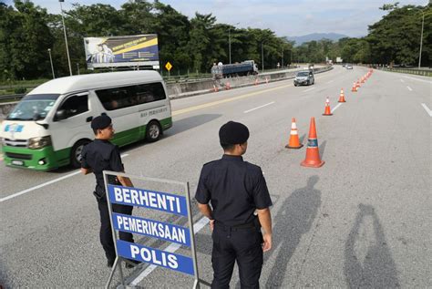 Photo Gallery Police Roadblocks Being Set Up Nationwide The Star