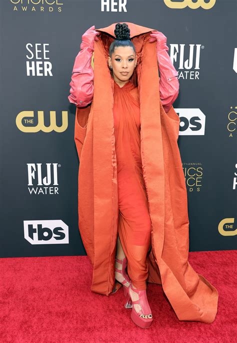 Critics Choice Awards 2022 Best Dressed On The Red Carpet Ps Fashion