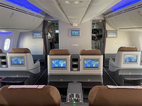 Review Kenya Airways 787 8 Business Class Nairobi New York Live And Let S Fly