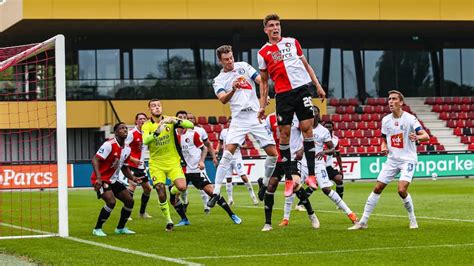 Feyenoord Speelt Gelijk Tegen Gent In Eerste Oefenduel Onder Trainer