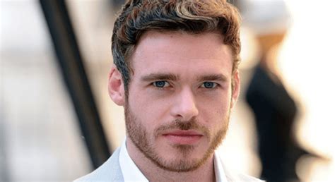 Richard Madden sarà il primo supereroe gay della Marvel nel film The Eternals Gay it