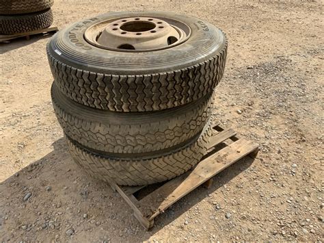 10 00R22 Commercial Truck Drive Tires Wheels BigIron Auctions