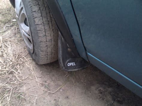 Брызгавики — Opel Corsa B, 1,2 л, 1995 года | аксессуары | DRIVE2