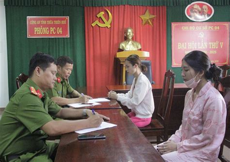 Kh I T Hot Girl Tr Ng Du L Ch V C C I T Ng Trong Ng D Y Ma T Y Li N T Nh