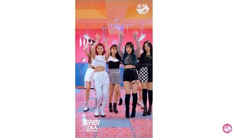 Momoland Th I M So Hot K Pop