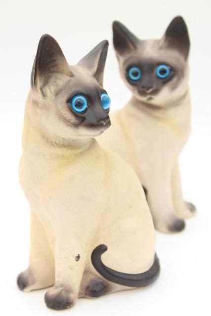 Siamese Cats Pair Large Ceramic Figurines 80s Vintage Taiwan Cat