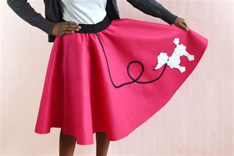 How To Make An Easy Sew Poodle Skirt