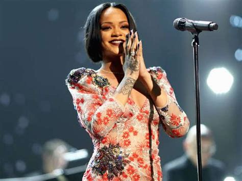 Rihanna Spills Details Of Her New Album, Says “It'd Be Ridiculous” To Not Release It In 2023