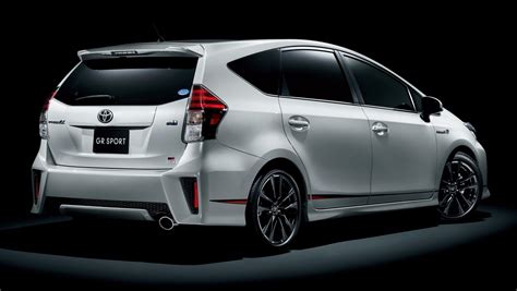 Toyota Prius a GR Sport 2 - Paul Tan's Automotive News