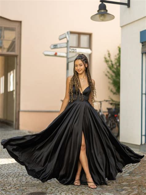 Abendkleid Harleen In Schwarz Viviry Abendkleider