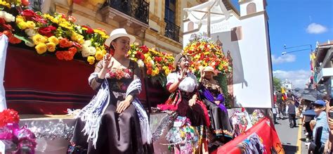 Con Colorido Desfile Los Estudiantes Le Rinden Homenaje A Cuenca