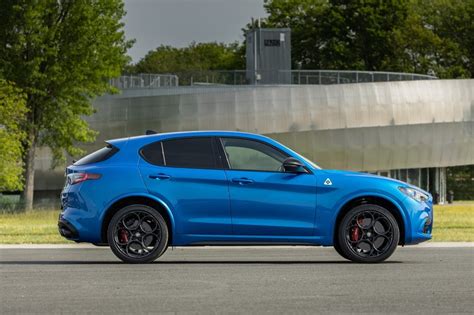 Poze Masini Tari Alfa Romeo Giulia Quadrifoglio Si Alfa Romeo Stelvio