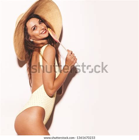 Portrait Beautiful Sexy Smiling Brunette Woman Stock Photo 1361670233 Shutterstock