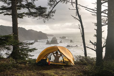 Hiker Housing: 10 Best Ultralight Backpacking Tents | HiConsumption