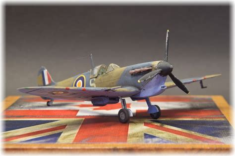 Supermarine Spitfire Mk Vc Trop Airfix 1 72 Von Stefan Zimmermann