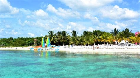 Playa Mía Grand Beach Park in Cozumel