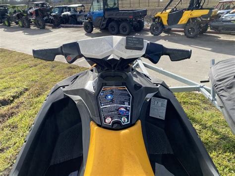 2021 Sea Doo Spark® 3 Up Rotax® 900 Ace™ Ibr And Sound System Team