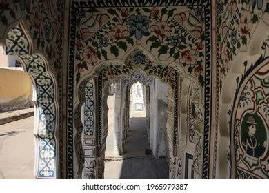 464 Shekhawati Paintings Images, Stock Photos & Vectors | Shutterstock