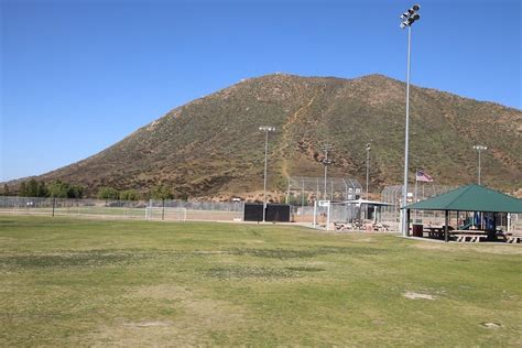 Canyon Hills Community Park Lake Elsinore Ce Quil Faut Savoir Pour