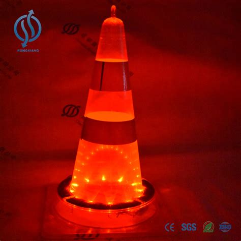 Solar Led Flashing Traffic Cone From China Manufacturer Rongxiang