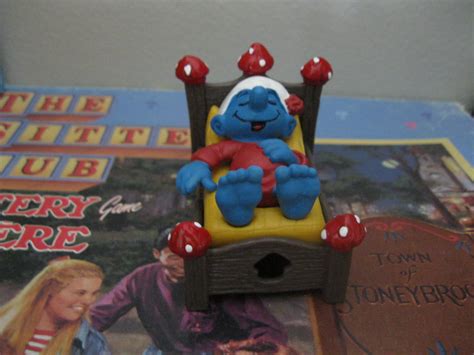 Lazy Smurf by FurbyLover86 on DeviantArt